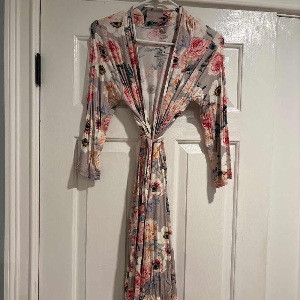 Posh peanut M robe with belt